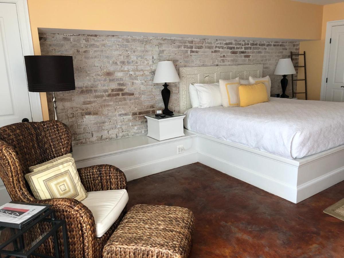 Suites At 249 Culpeper Exterior foto